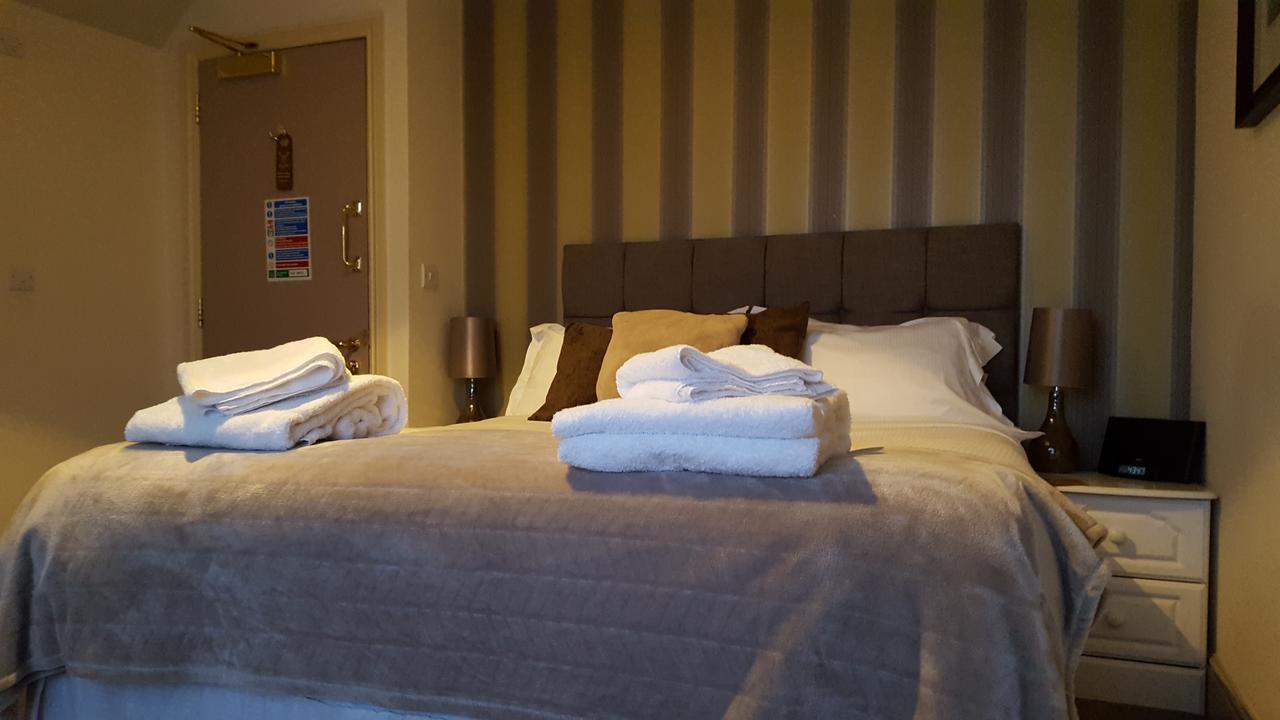 The Stag Hotel Northwood  Buitenkant foto