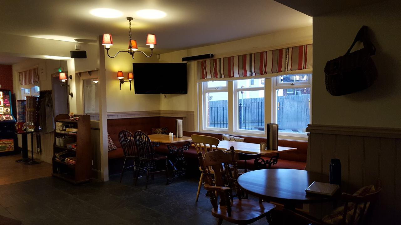 The Stag Hotel Northwood  Buitenkant foto